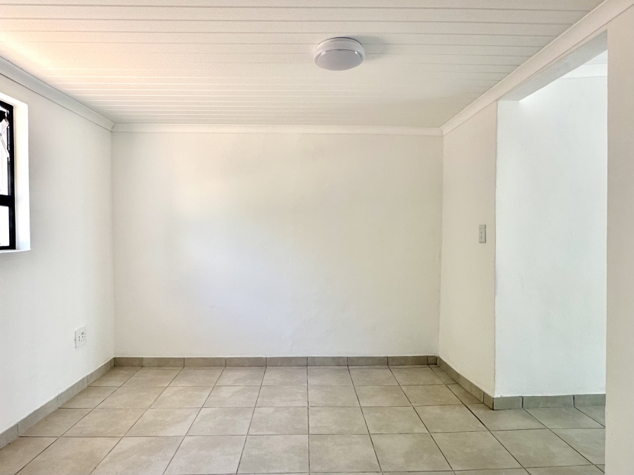 3 Bedroom Property for Sale in Bergzicht Western Cape